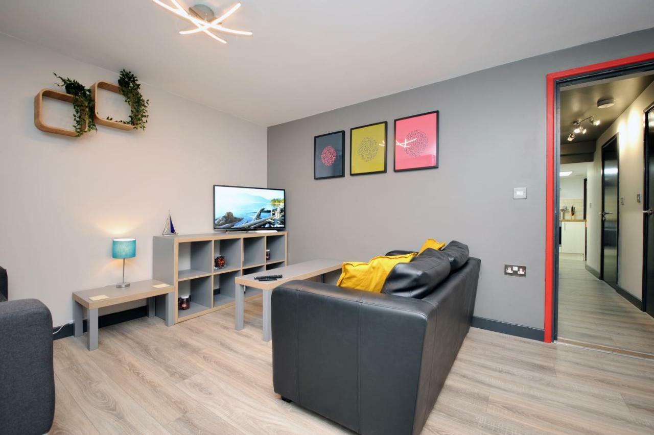 Stone'S Throw City Centre - Tv In Every Bedroom! Swansea Luaran gambar