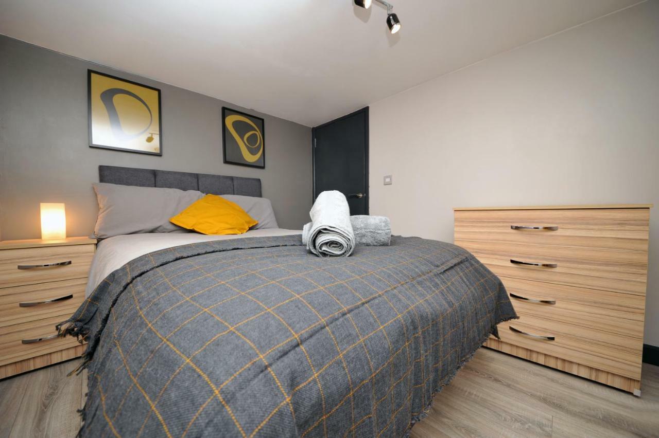 Stone'S Throw City Centre - Tv In Every Bedroom! Swansea Luaran gambar