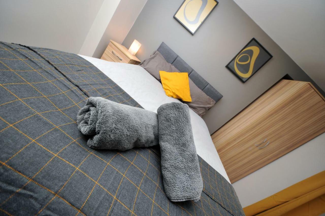 Stone'S Throw City Centre - Tv In Every Bedroom! Swansea Luaran gambar
